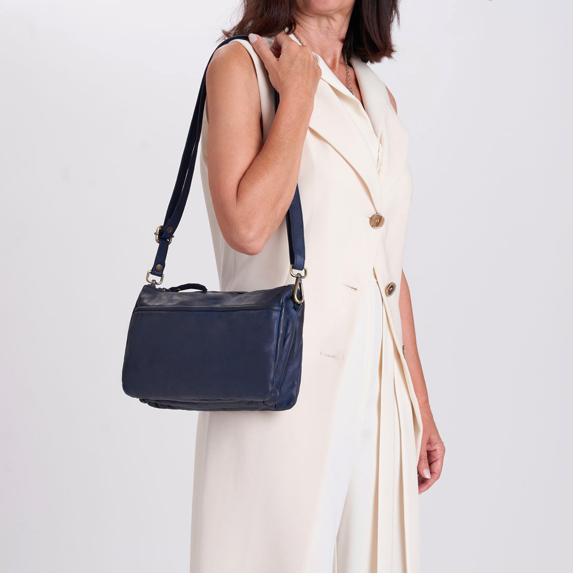 Washed Full Grain Leather Crossbody Bag With Detachable Adjustable Strap